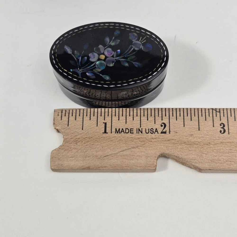 Vintage Black Lacquer Mother of Pearl Inlay Oval Trinket Jewelry Box with Case